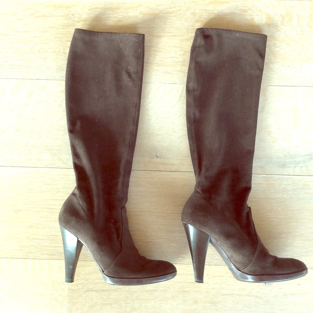 Cascadei Brown Suede Boots